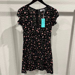 NWT Tiare Hawaii Dress | M/L